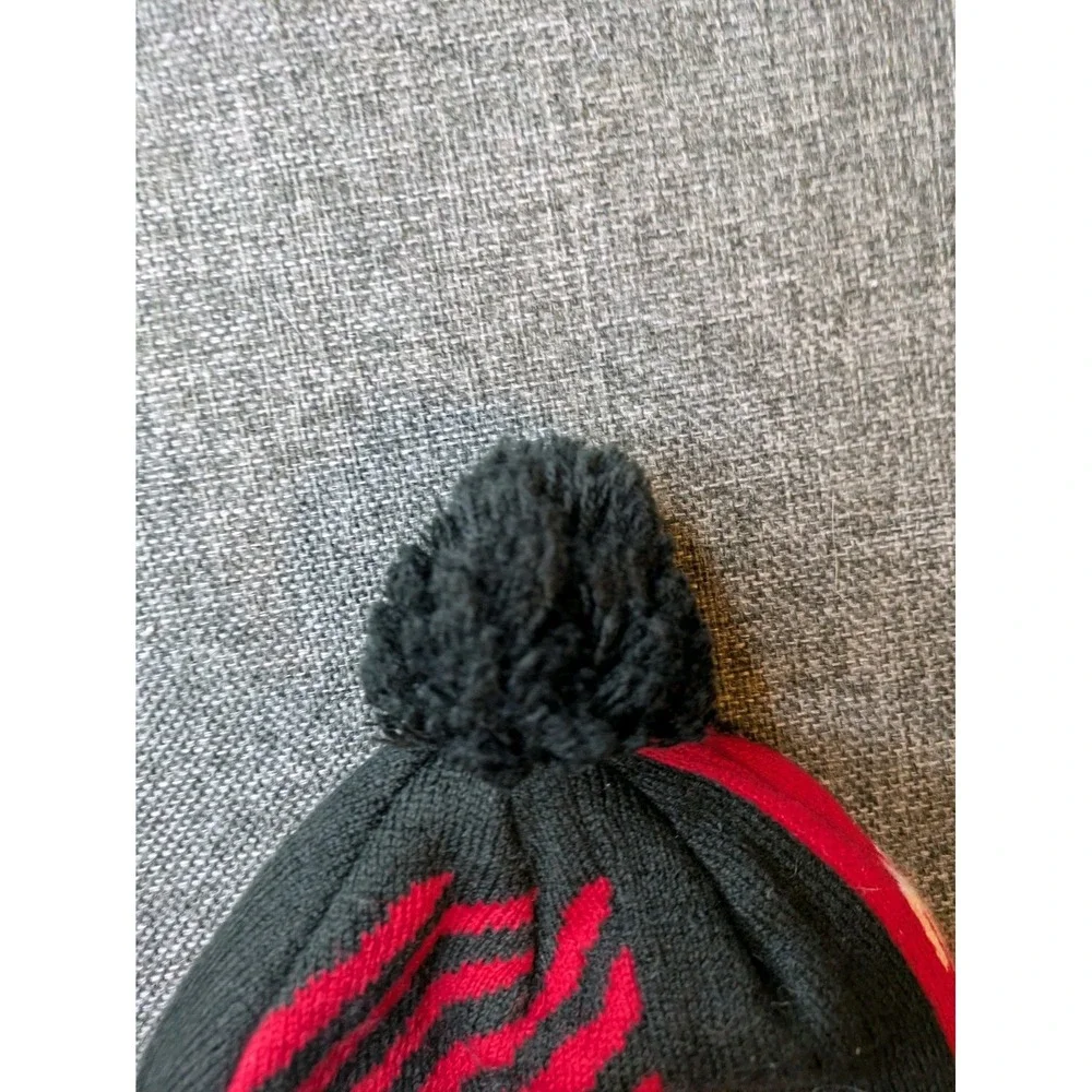 Portland Trail Blazers Youth Beanie Hat  OSFM Red NBA‎ Pom Knit Logo Basketball